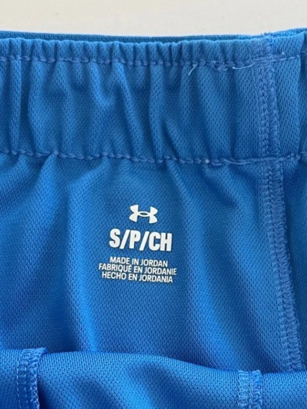 Under Armour Women's Blue Performance Shorts Size Small - Picture 4 of 4